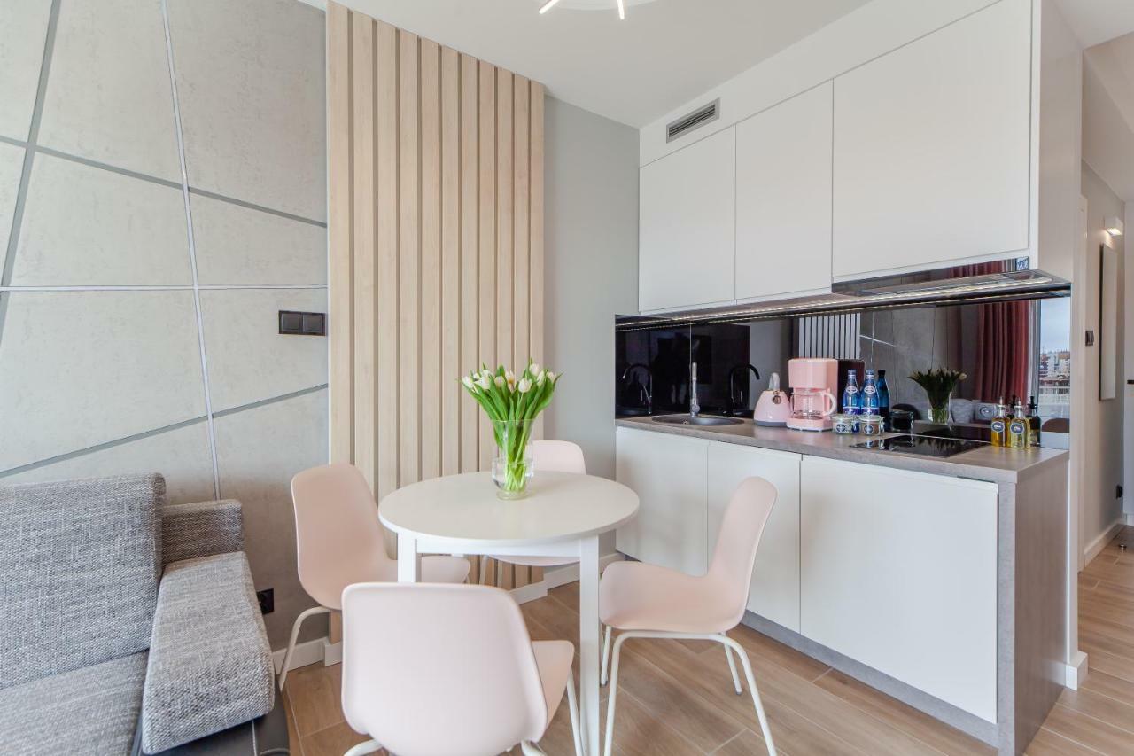 Apartment Pink Flamingo By Noclegi Renters Miedzyzdroje Exteriör bild